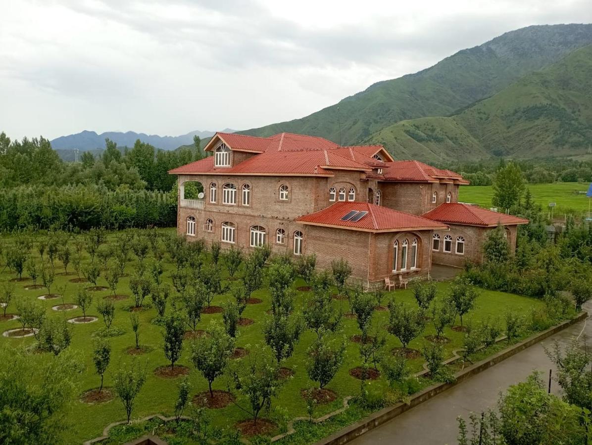 The Country Hills Villa Srīnagar エクステリア 写真
